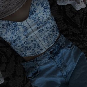 Corset Garage Flowers